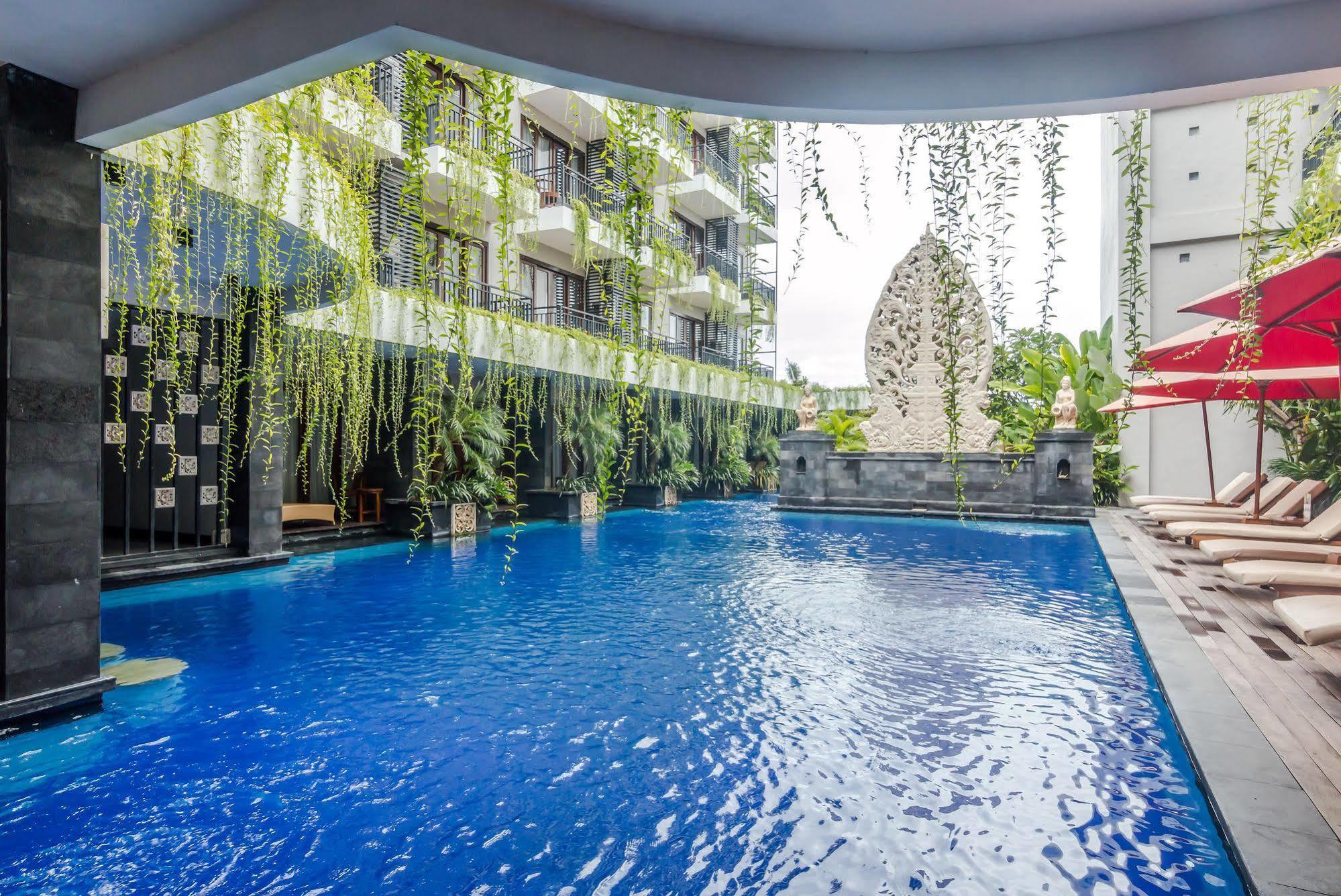 Zen Rooms Seminyak Pangkung Sari 外观 照片